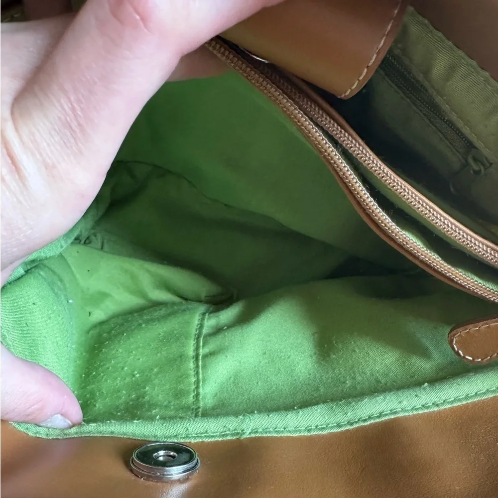 Relic Brand Wooden Handled cross body hawaiian style Handbag - Picture 7 of 11